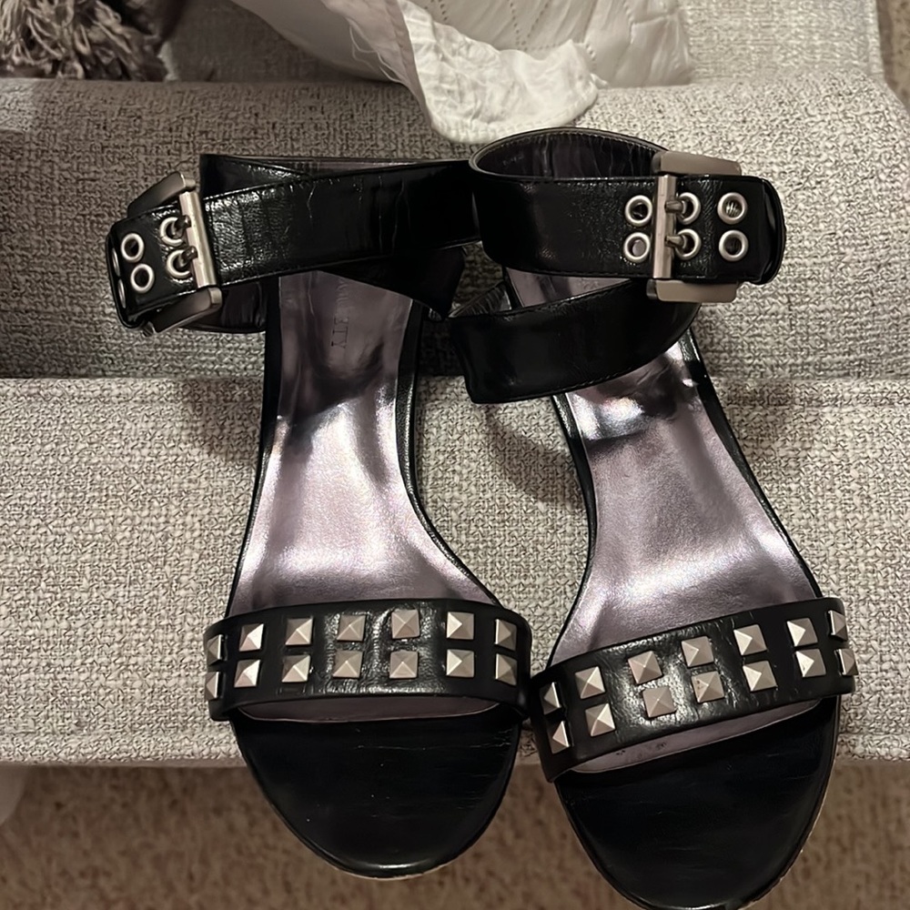 Julianne Hough kitten heels